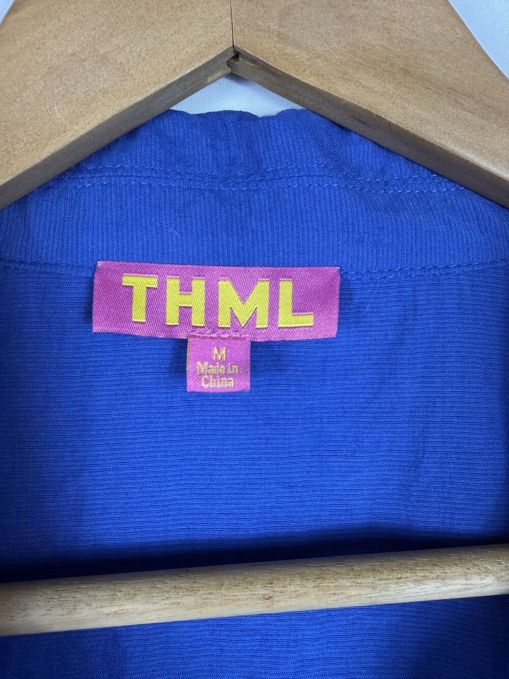 THML Blue Cropped Button Down Blouse Oversized Womens Medium 3/4 Sleeve - Picture 4 of 7
